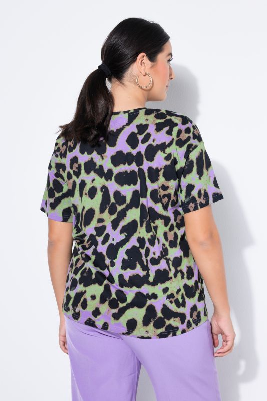 T-shirt motif léopard coloré, manches courtes