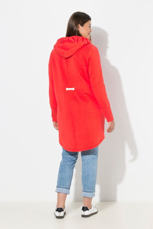 Veste à capuche en molleton. Coupe longue. Cordon de serrage dans la taille. Manches longues