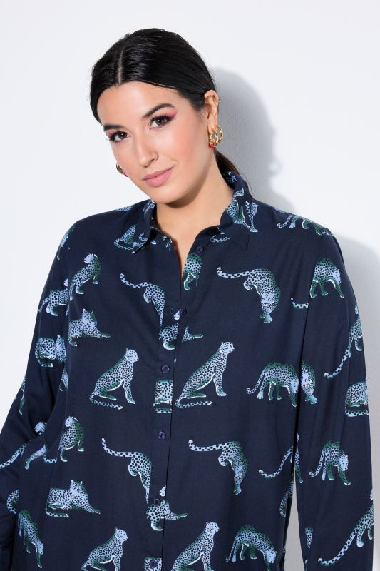 Chemisier droit à manches longues et motif léopards