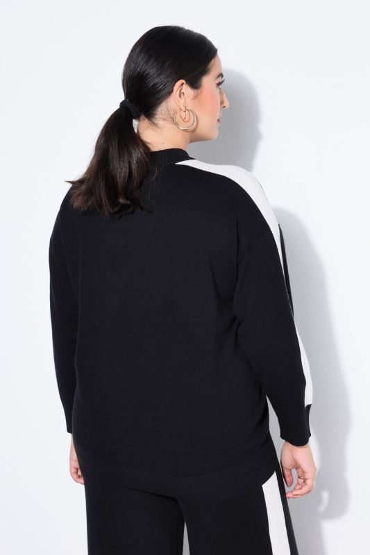 Pull oversize à manches ballon avec des rayures