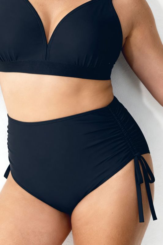 Bas de bikini. Doublé sur le devant. Cordons à froncer