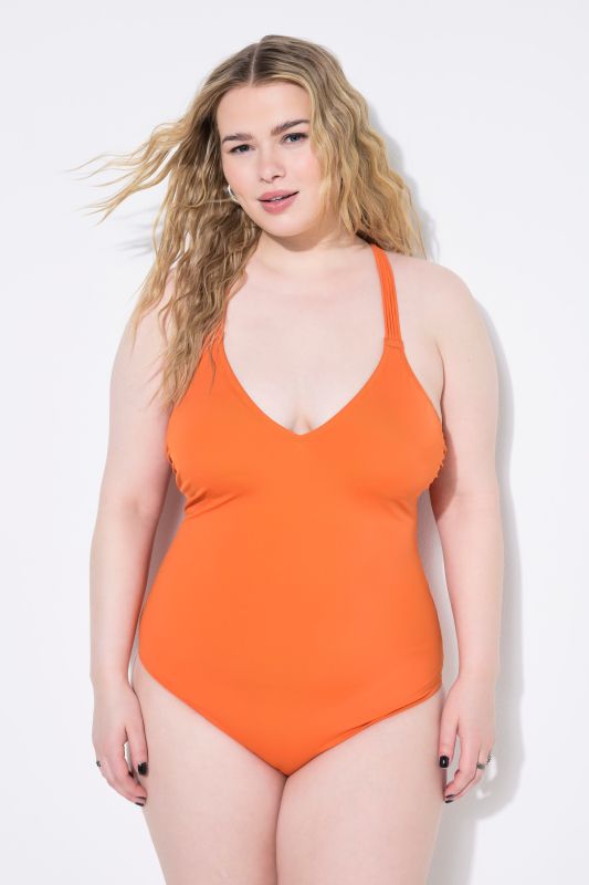 Maillot de bain à bonnets souples, bretelles croisées dans le dos