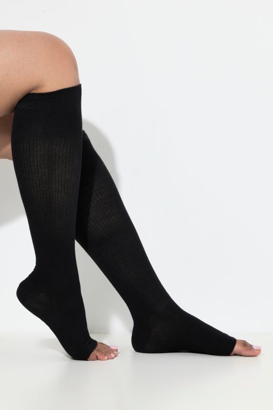 Mi-bas de contention, pied ouvert