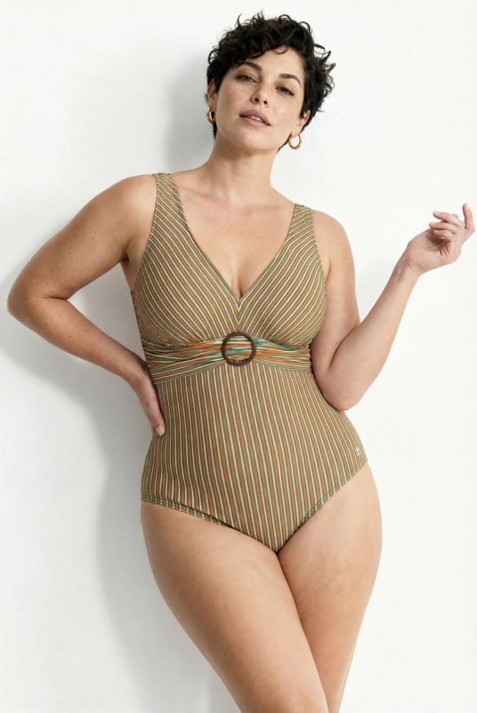 Maillot de bain à bonnets souples, anneau fantaisie et tissu rayé texturé