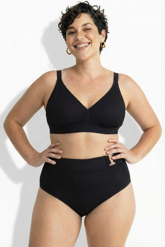 Bikini sans bonnets souples, bretelles ajustables, matière recyclée