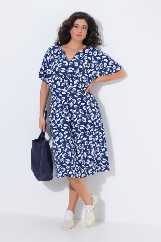 Robe midi motif fraises, manches courtes et col tunisien