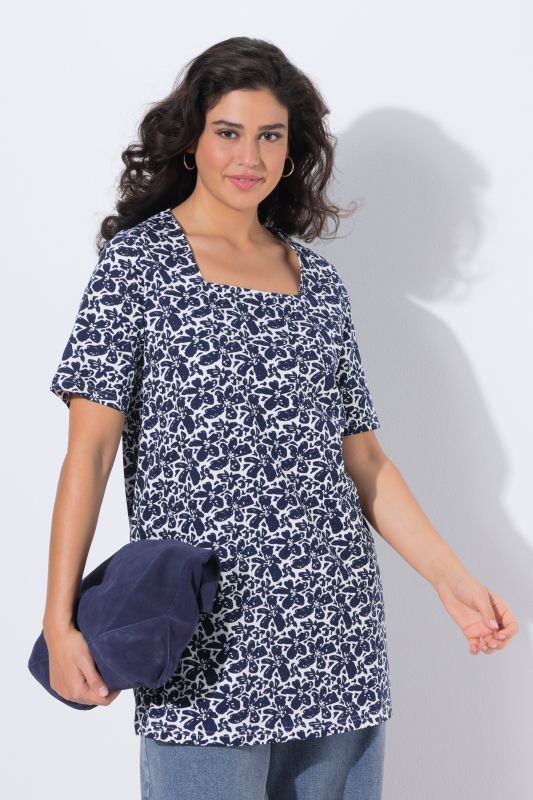 T-shirt long, décolleté carré et manches courtes, coupe évasée