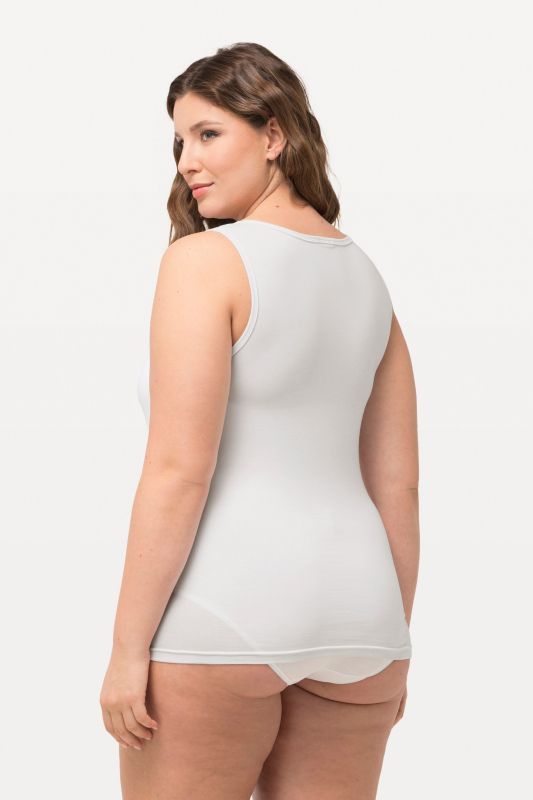 Maillot de corps sculptant, larges bretelles et col rond