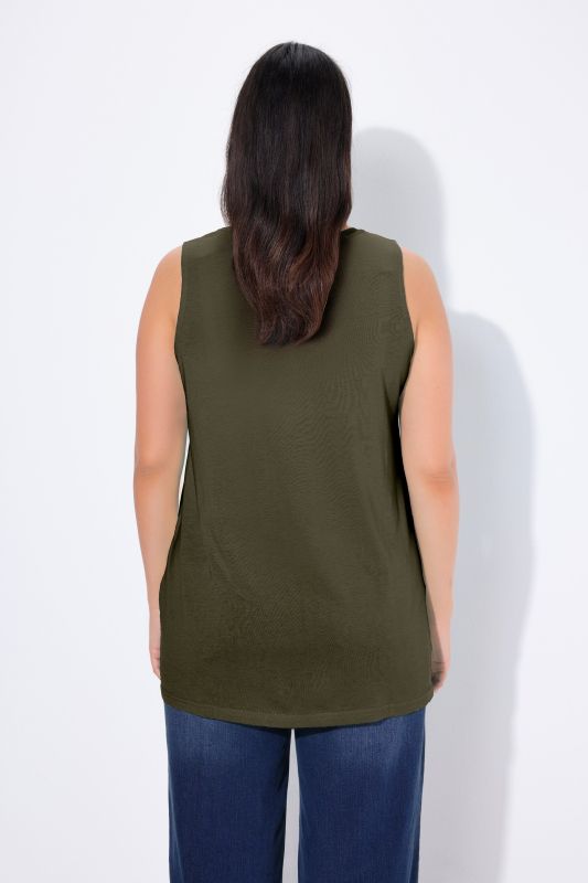 Débardeur en modal à jolis plis creux. Coupe évasée, encolure ronde et larges bretelles