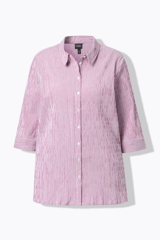 Chemisier à rayures, texture gaufrée. Col classique et manches 3/4