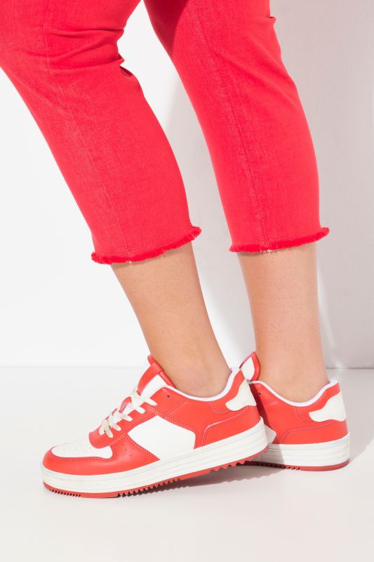 Pantalon 7/8 Sienna. Jambe étroite et ourlet frangé