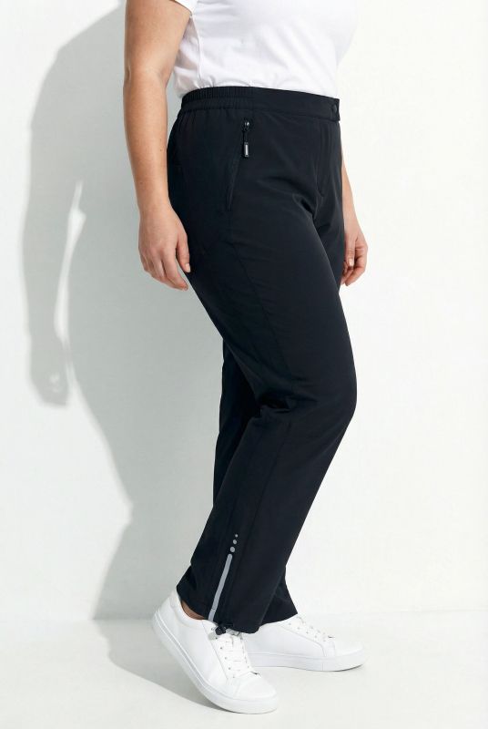 Pantalon technique, matière extensible et déperlante, taille confortable