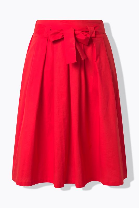 Jupe plissée, coupe évasée. Taille confortable à cordon