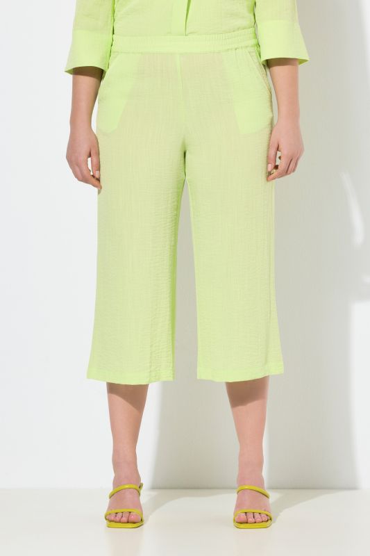 Jupe-culotte à taille élastique. Jambe large, longueur mollet