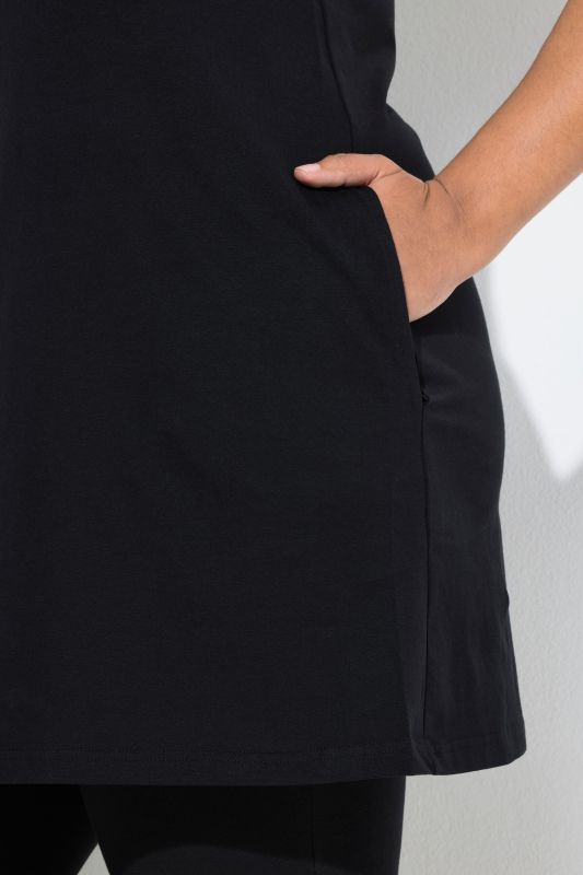 Débardeur, coupe évasée. Décolleté rond. Bretelles larges