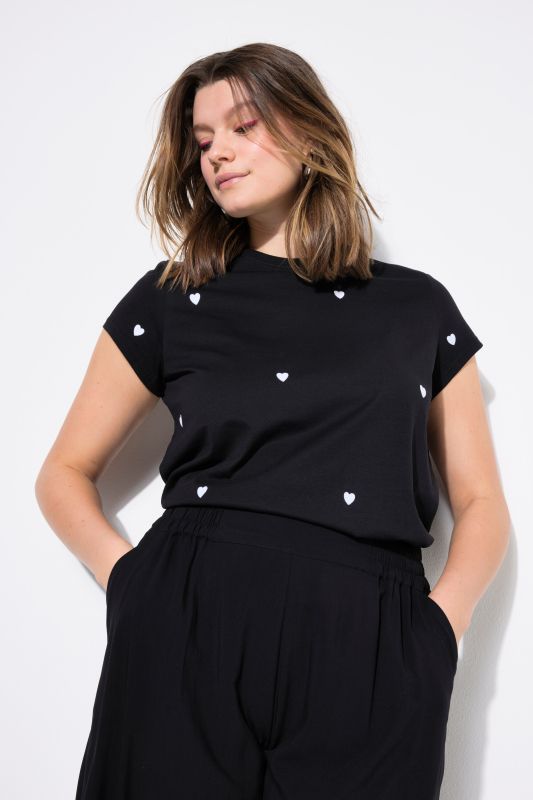 T-shirt à col rond, avec cœurs