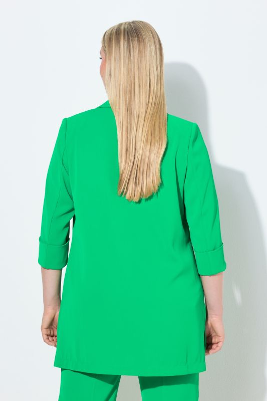 Blazer col à revers. Fermeture 1 bouton et manches 3/4