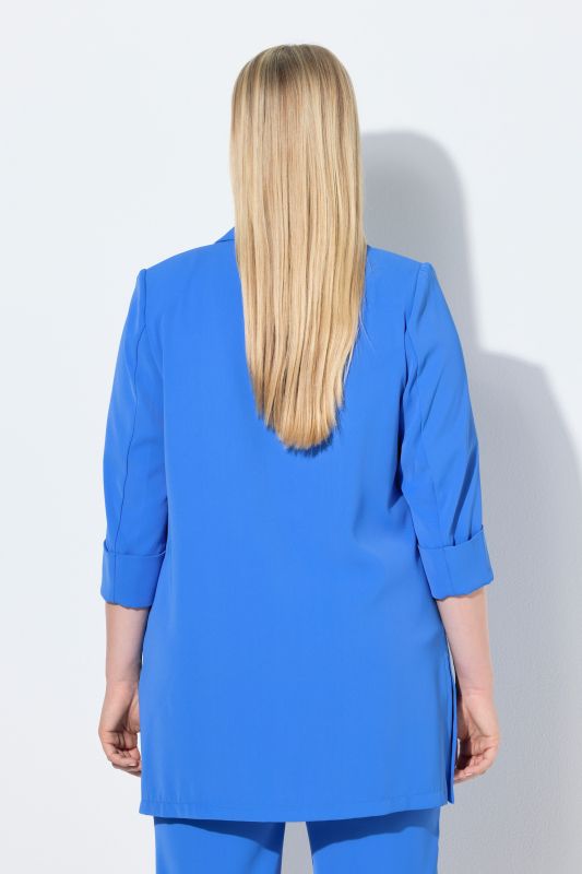 Blazer col à revers. Fermeture 1 bouton et manches 3/4