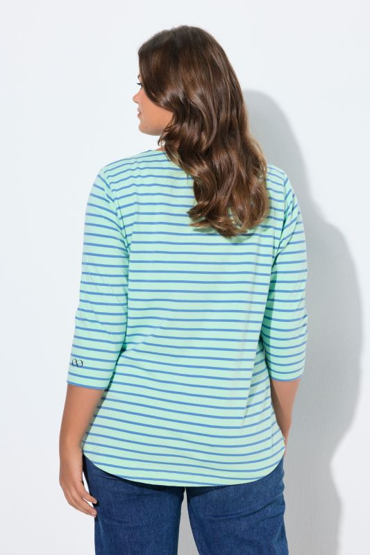 T-shirt rayé. Manches 3/4 et col rond