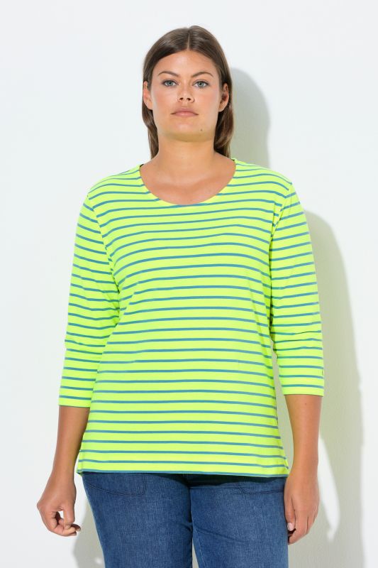 T-shirt rayé. Manches 3/4 et col rond