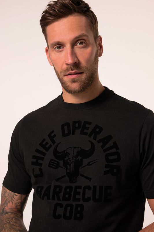 T-shirt JP 1880 à manches courtes, col rond et imprimé barbecue - jusqu'au 8 XL