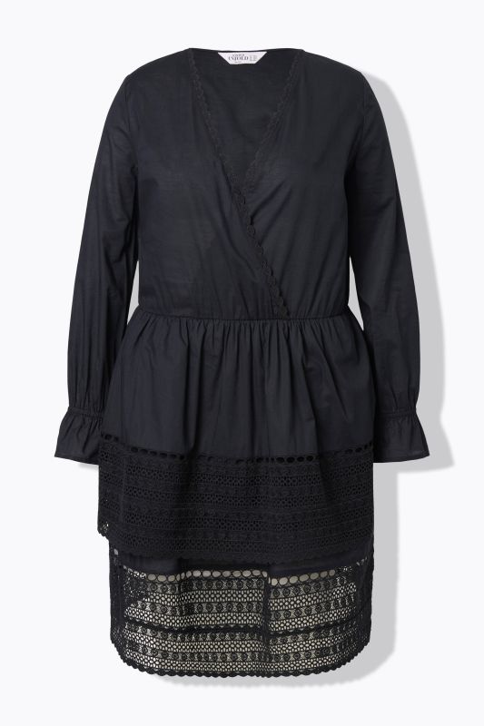 Robe midi, volants avec broderies et coupe évasée