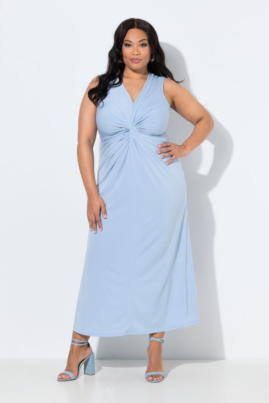 Robe maxi en jersey sans manches. Drapé féminin