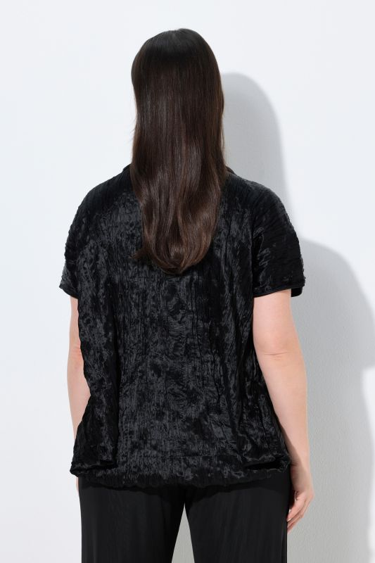 Blouse en acétate effet froissé, coupe oversize, manches courtes et col montant
