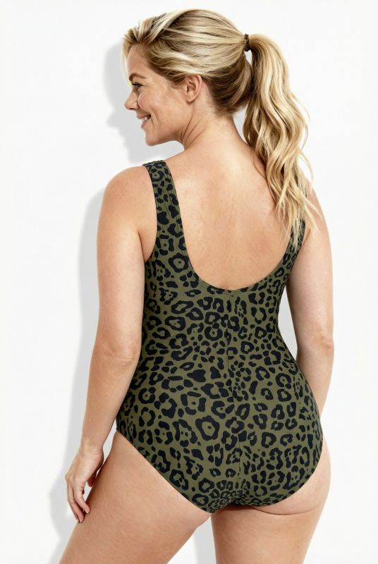 Maillot de bain sans bonnets souples, décolleté rond et motif léopard