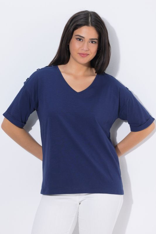 T-shirt oversize, épaules fendues, col en V et manches courtes