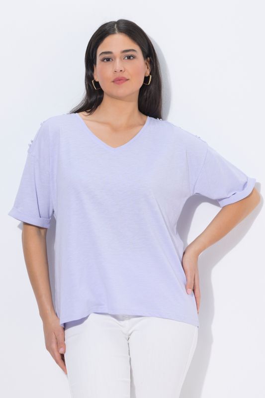T-shirt oversize, épaules fendues, col en V et manches courtes