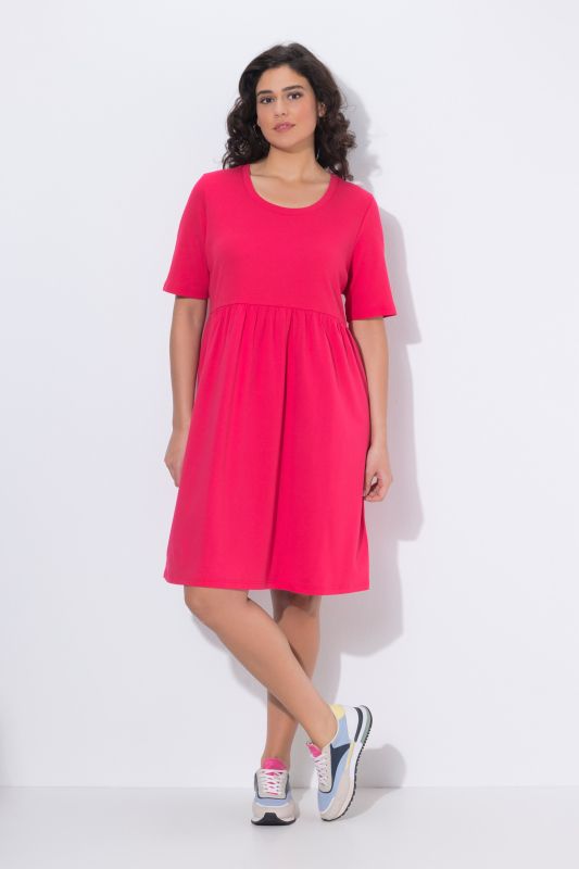 Robe midi en jersey côtelé, décolleté rond et manches courtes, coupe évasée