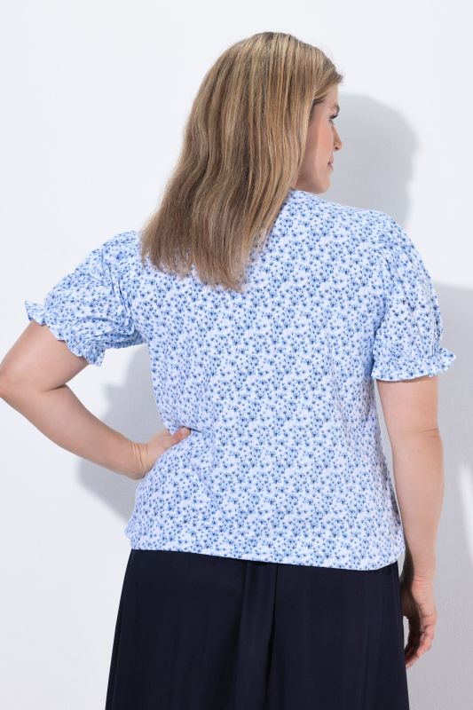 Blouse motif floral, manches courtes avec ruchés et décolleté carré