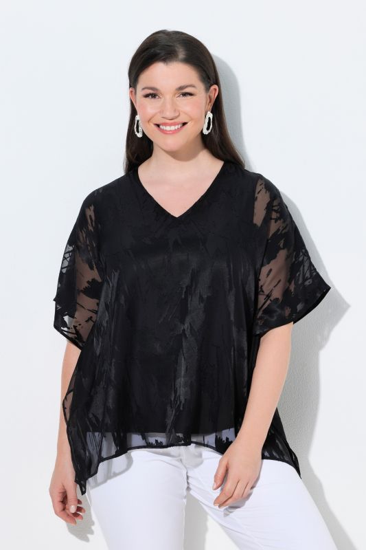 Blouse en mousseline doublée, décolleté V et manches courtes