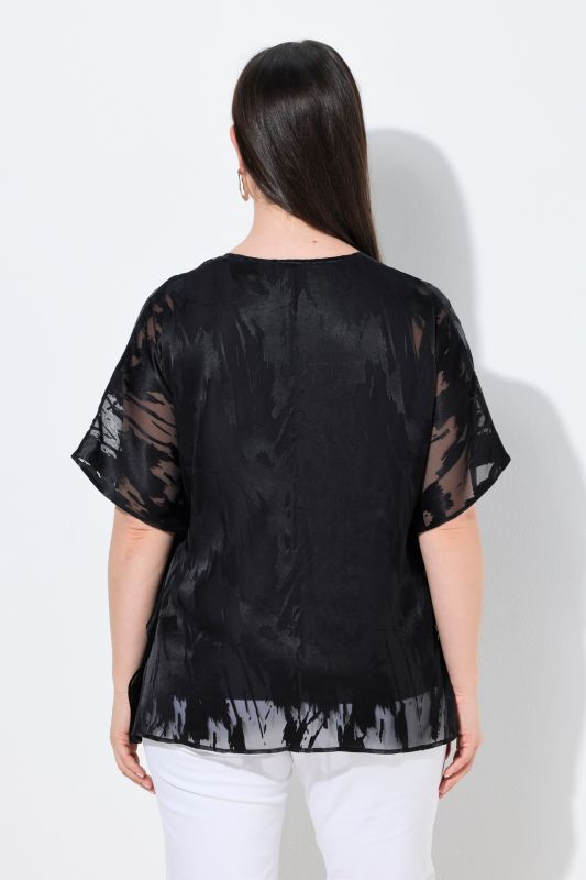 Blouse en mousseline doublée, décolleté V et manches courtes