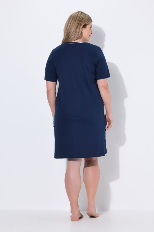 Lot de 2&nbsp;grands T-shirts/chemises de nuit, col tunisien/col en V et manches courtes