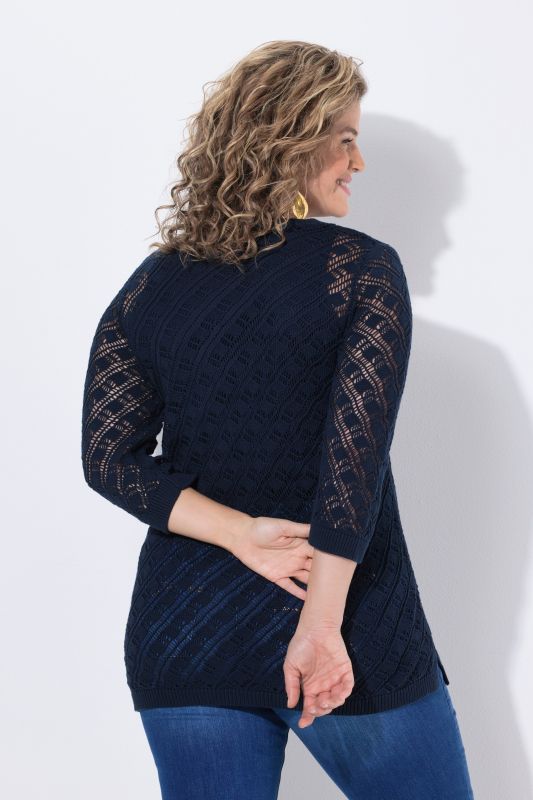 Pull maille ajourée motif filet, col rond et manches&nbsp;3/4