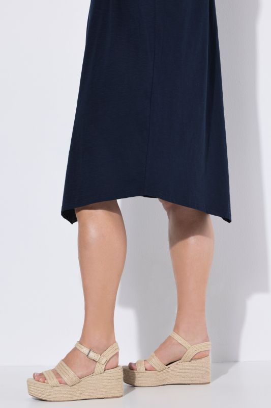 Robe midi en coton bio, col tunisien et manches courtes