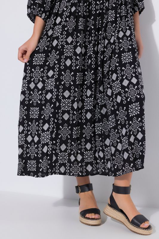 Robe maxi, coupe évasée, décolleté carré et manches&nbsp;3/4