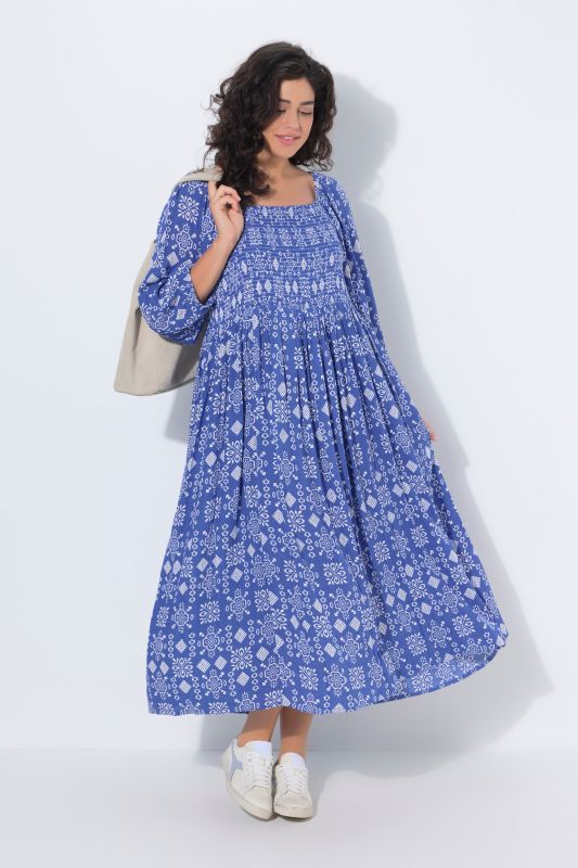 Robe maxi, coupe évasée, décolleté carré et manches&nbsp;3/4