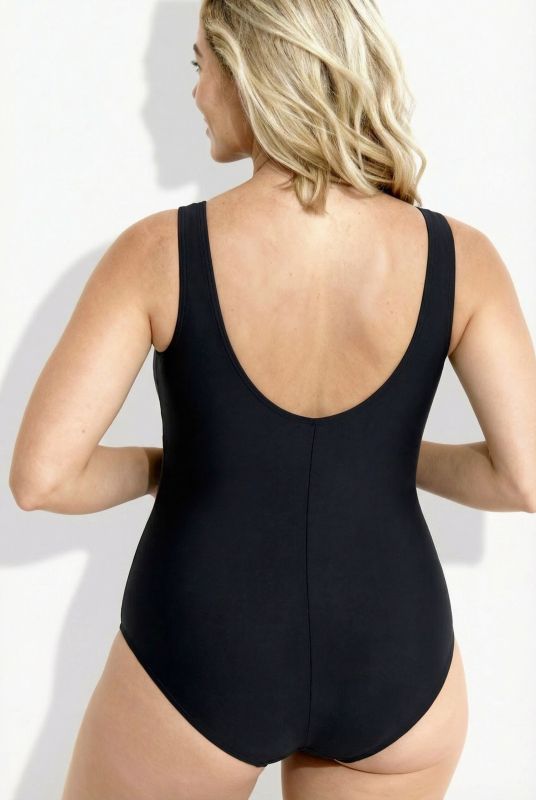 Maillot de bain une pièce, sans bonnets souples, passepoils fantaisie et décolleté rond