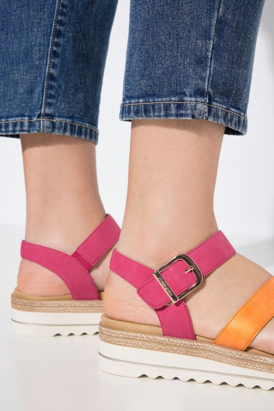 Sandales compensées Remonte, modèle végane - largeur F 1/2