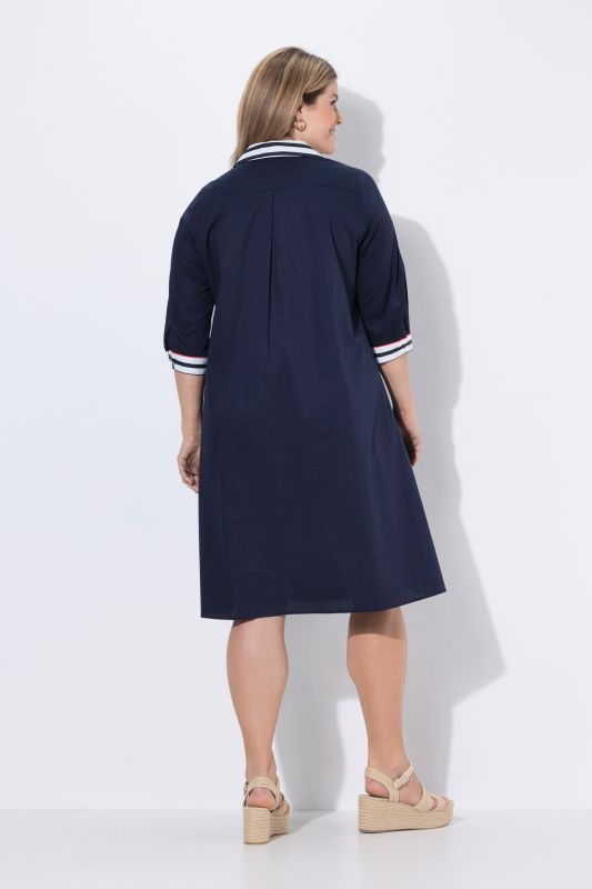 Robe en jersey avec rayures, décolleté en V et manches&nbsp;3/4, coupe évasée