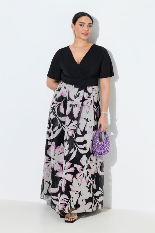Robe maxi en tissu dévoré, décolleté en V et manches courtes