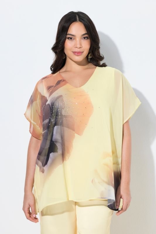 Blouse en mousseline doublée, motif floral, décolleté en V et manches courtes