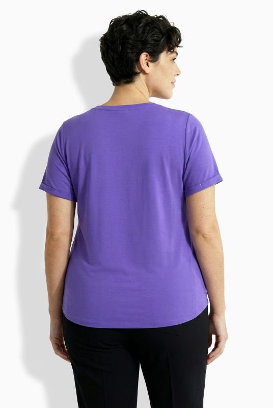 T-shirt technique, col en V et manches courtes, traitement antibactérien