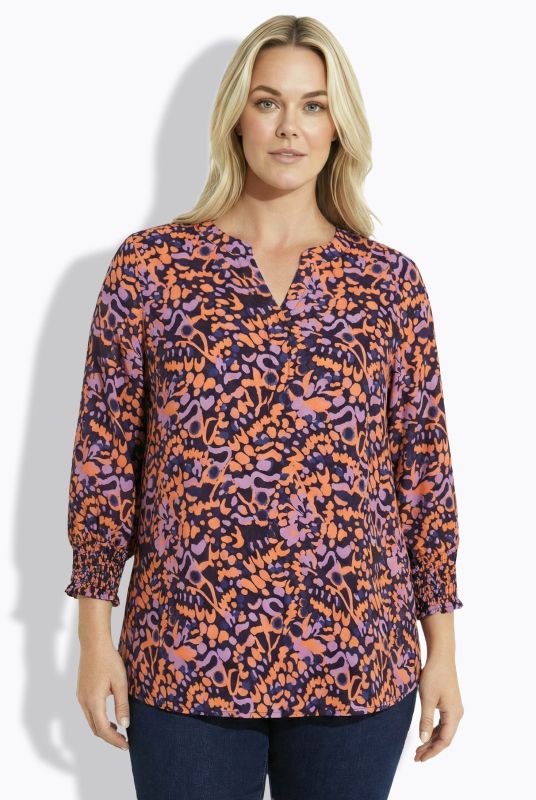 Tunique avec détails smockés, col tunisien et manches&nbsp;3/4