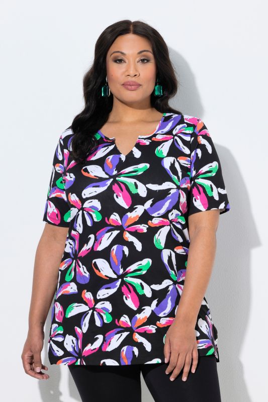 T-shirt long motif à fleurs, manches courtes et col tunisien