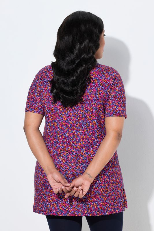 T-shirt long à motif, manches courtes et décolleté rond avec «&nbsp;trou de serrure&nbsp;»