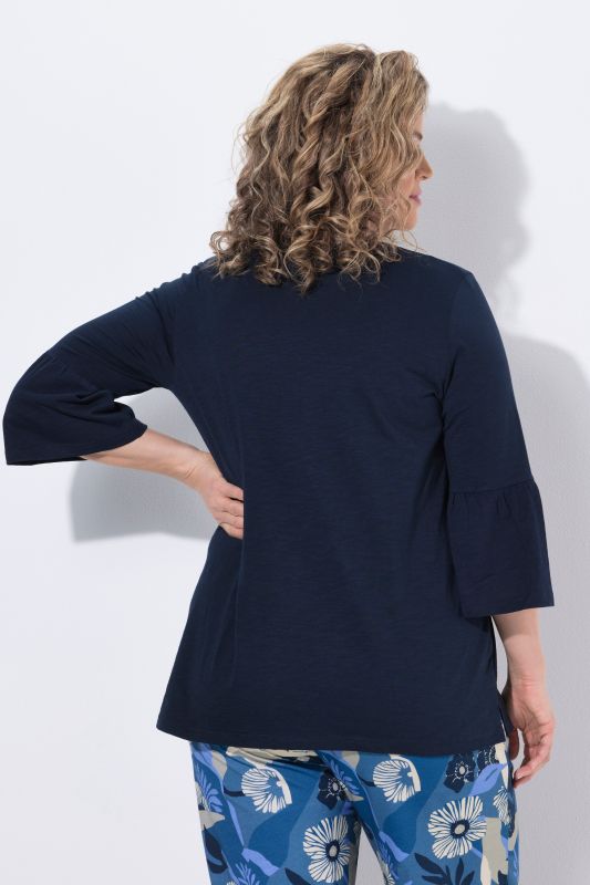 T-shirt en coton bio avec broderies, décolleté rond et manches&nbsp;3/4